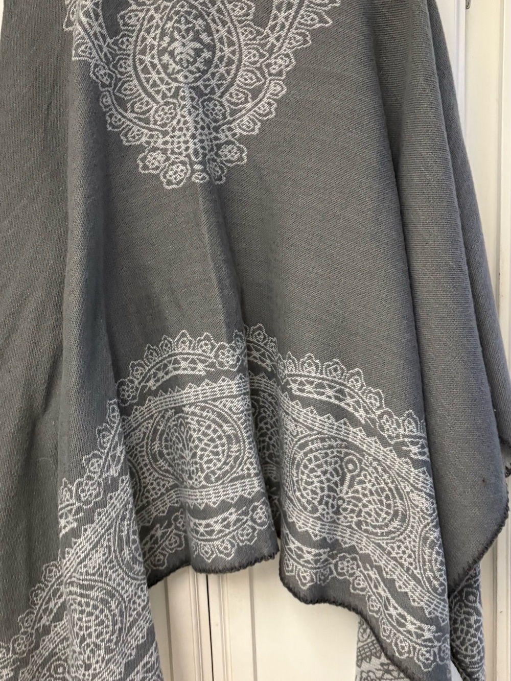 Gray Knit Shawl with White Paisley Embroidery
